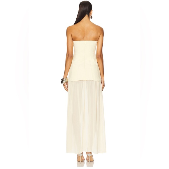 REVOLVE Linda Dress in Cornsilk
Amanda Uprichard - Picture 3 of 8